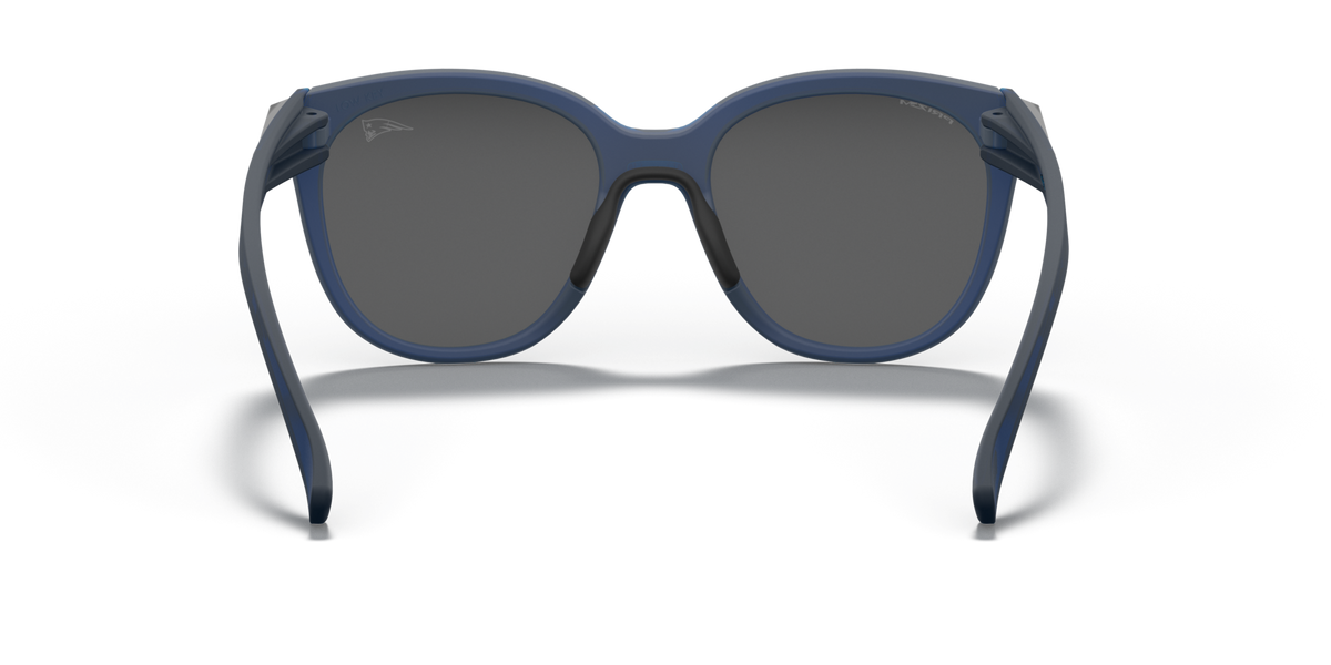 Oakley OO9433 New England Patriots Low Key Sunglasses