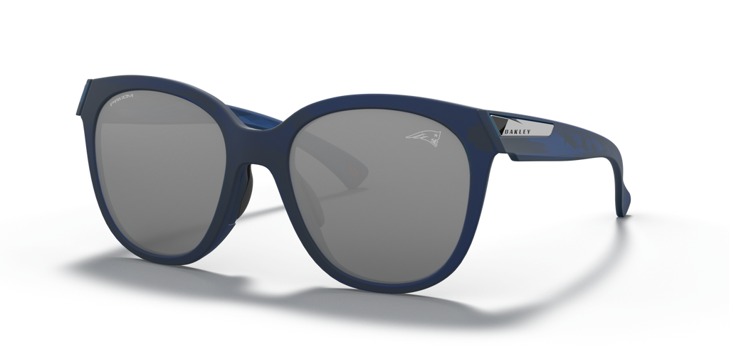 Oakley OO9433 New England Patriots Low Key Sunglasses