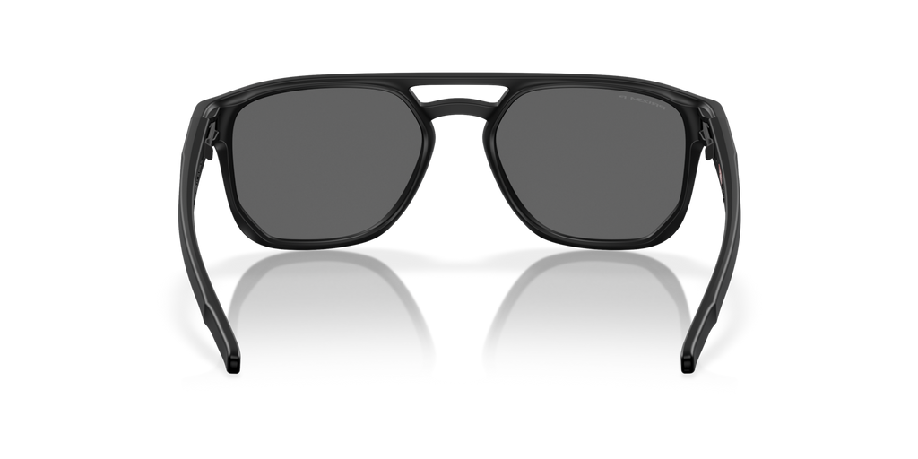 Oakley OO9436 Latch™ Beta Sunglasses