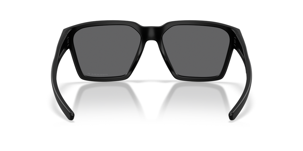 Oakley OO9497 Briza Sunglasses