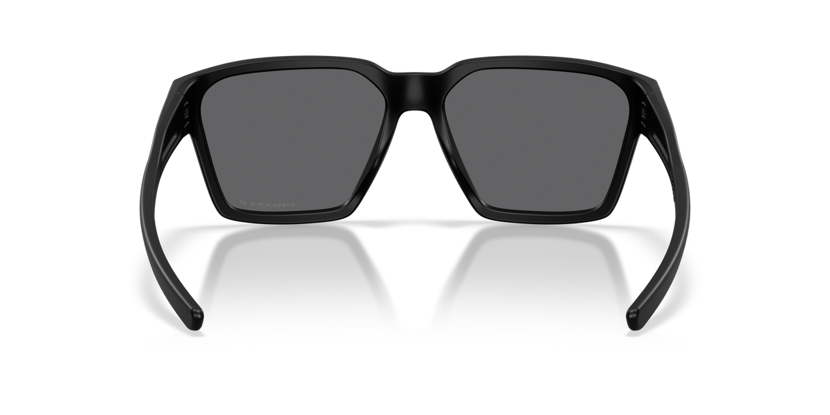 Oakley OO9497 Briza Sunglasses