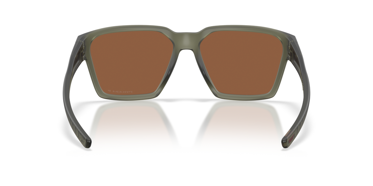 Oakley OO9497 Briza Sunglasses