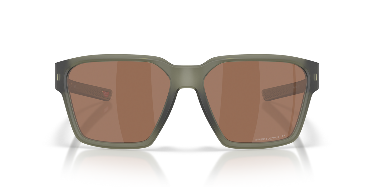 Oakley OO9497 Briza Sunglasses